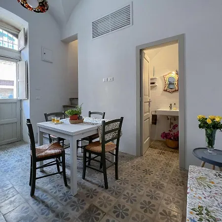 Casa Licia Holiday home Noto